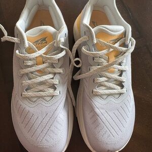 Altra Experience Running Shoes